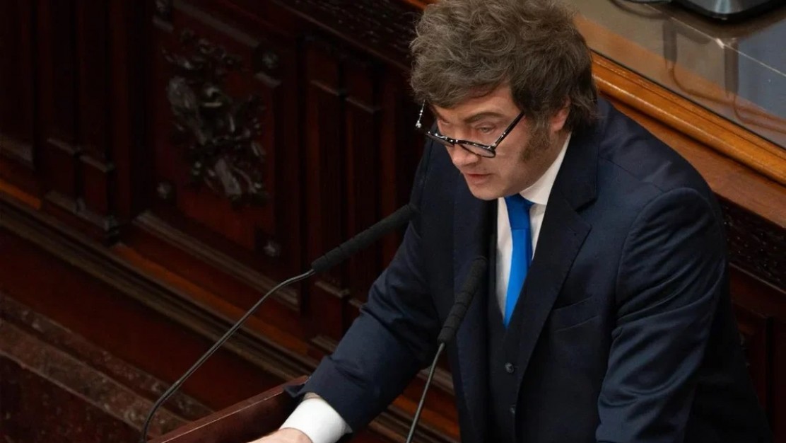 El "Momento Calculadora" de Milei: "La inflación mayorista se desploma y la minorista viene atrás"