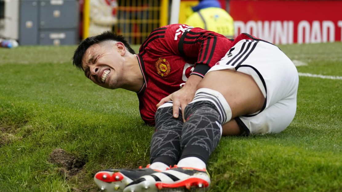 Golpe a la Selección: Lisandro Martínez se rompió los ligamentos y se pierde el Mundial