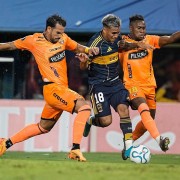 Boca ganó y se afianza en la Libertadores, pero se lesionó Marchesín