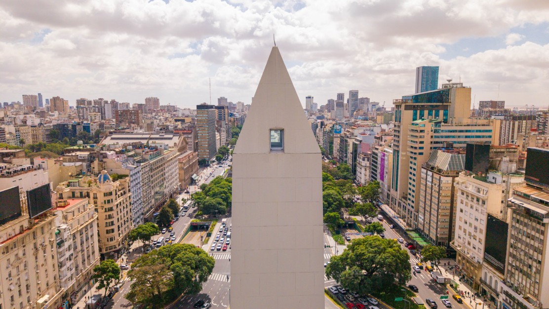 ¿Cómo es la visita al mirador del Obelisco que incorporó la plataforma líder mundial de excursiones?