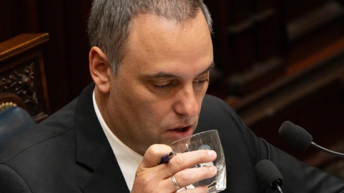 "No voy a renunciar": Manuel Adorni resistió el embate opositor y ratificó su continuidad en el Gabinete